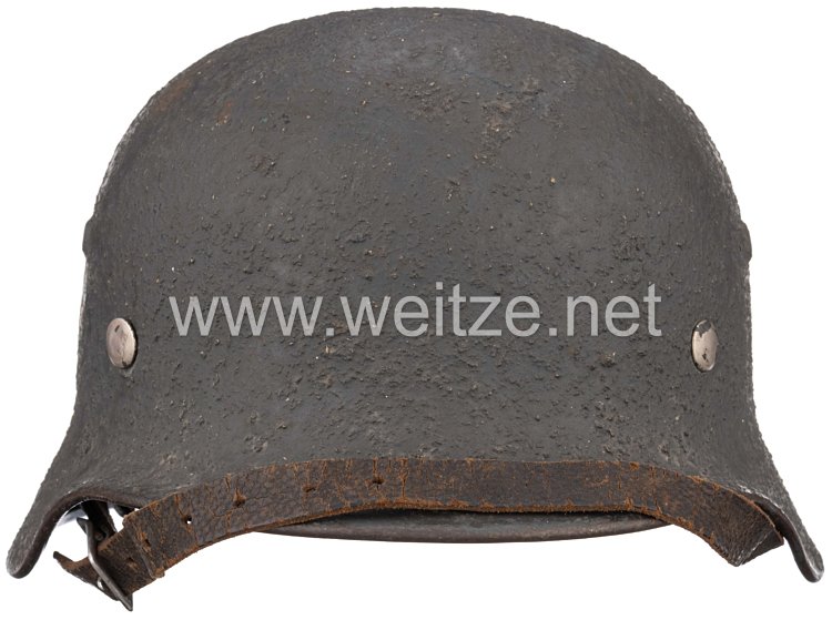 Wehrmacht Stahlhelm M 35 mit Rautarnanstrich und 2 Embleme Bild 2