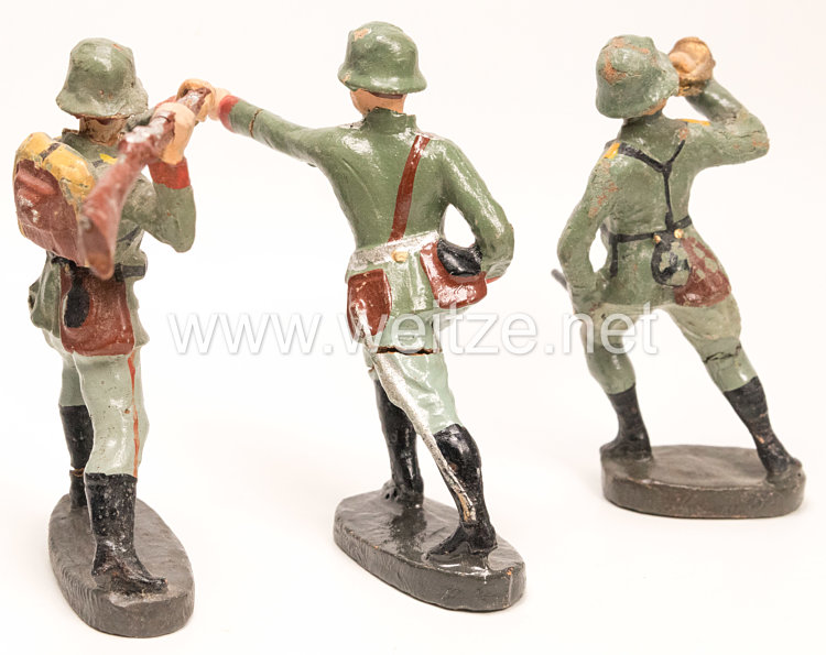 Elastolin - Heer 3 Soldaten im Angriff ( Sturmtrompeter, mit Gewehr schlagend und im Sprung ) Bild 2