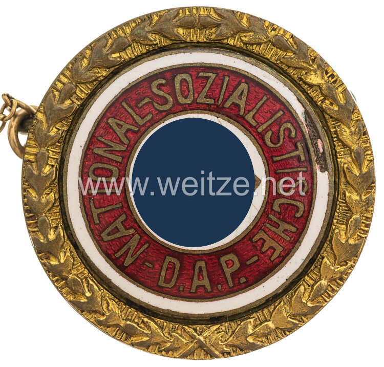 Goldenes Ehrenzeichen der NSDAP Nr. 76187 Bild 2