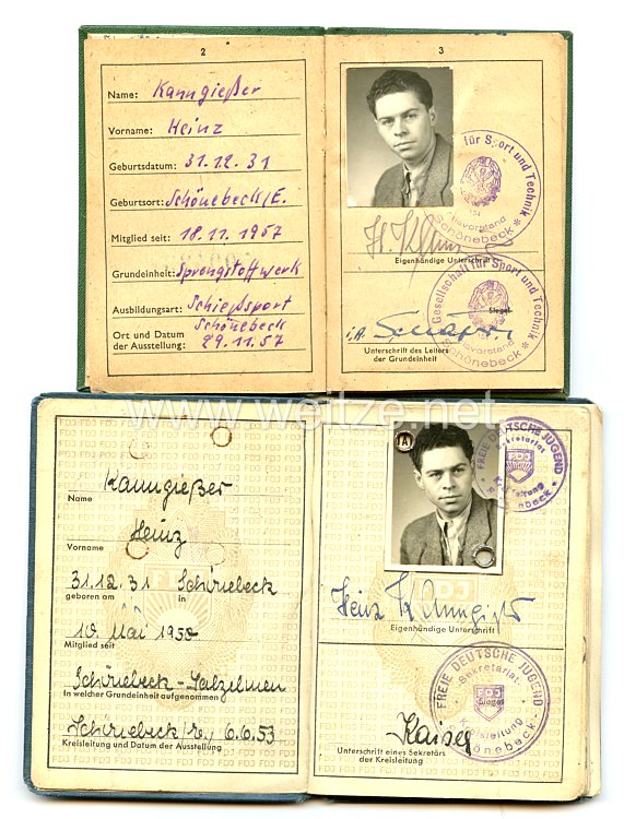 Deutsche Demokratische Republik ( DDR ) FDJ und GST Ausweis eines Mannes Bild 2